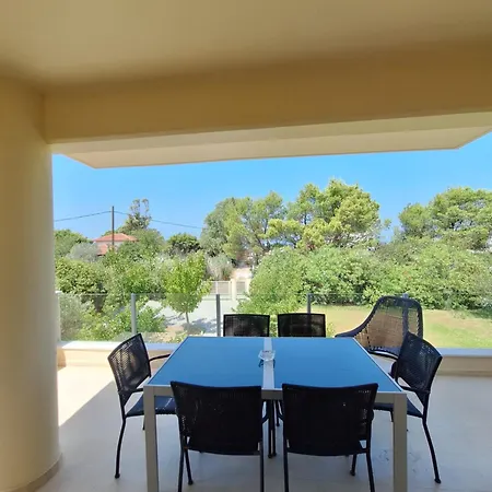 Ferienhaus Beachfront Galazio