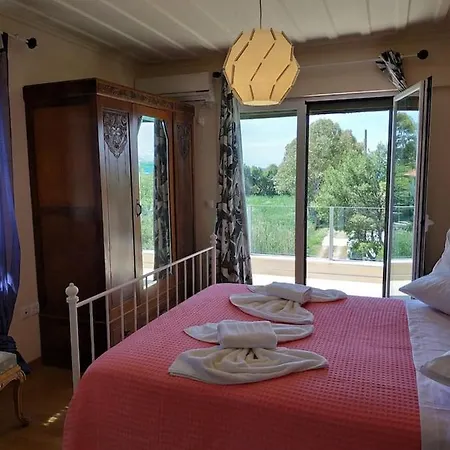 Дом отдыха Beachfront Galazio